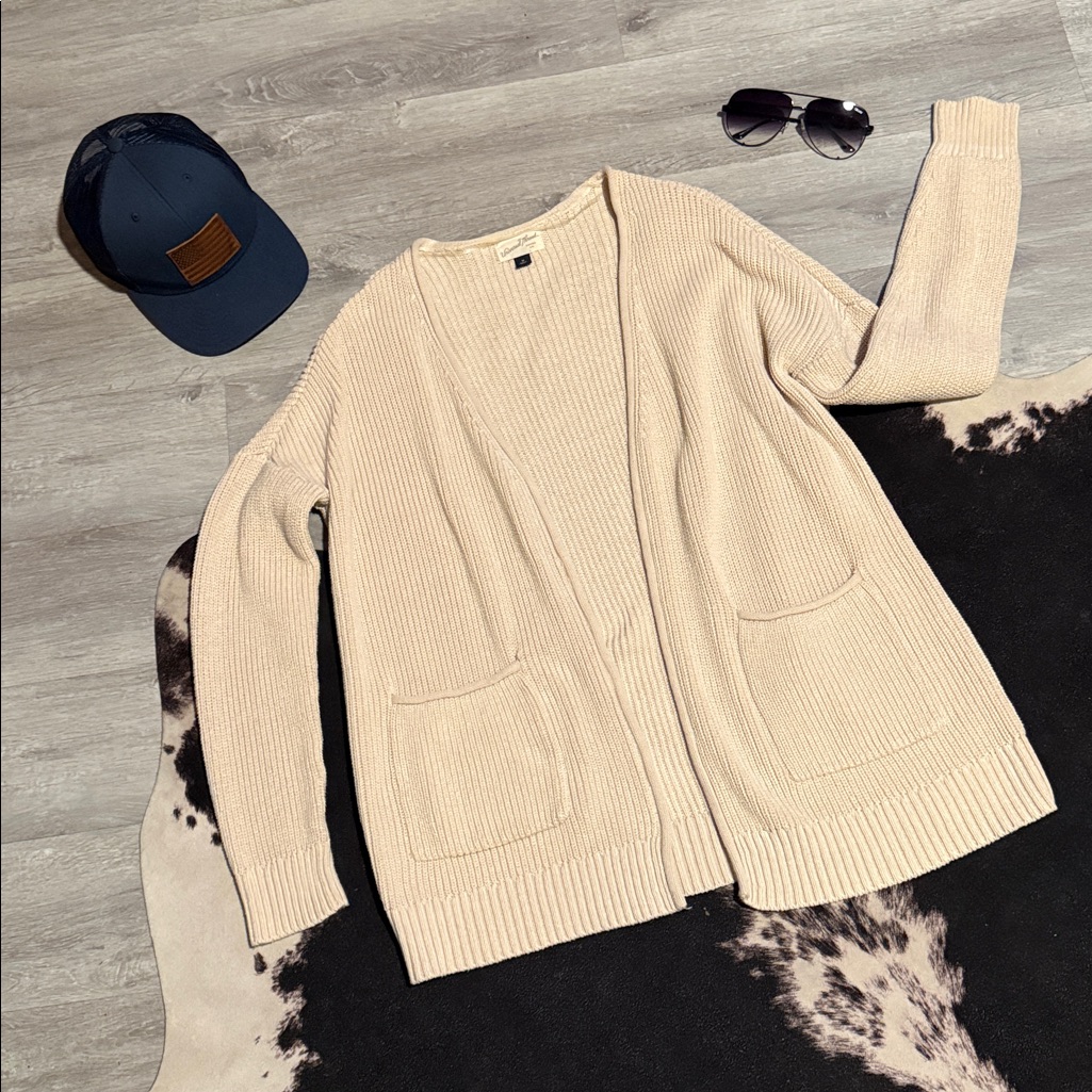 Universal Thread Cream Open Sweater W/Pocketssize:M